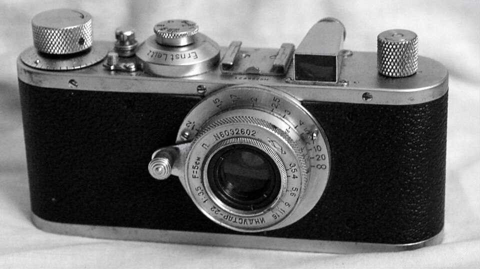 Leica Standard