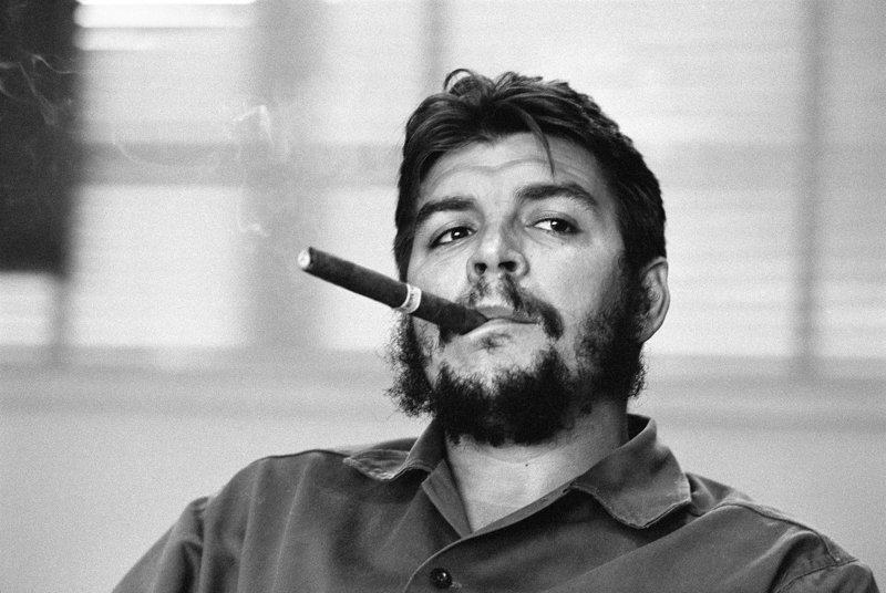 Che Guevara with Cigar (René Burri)
